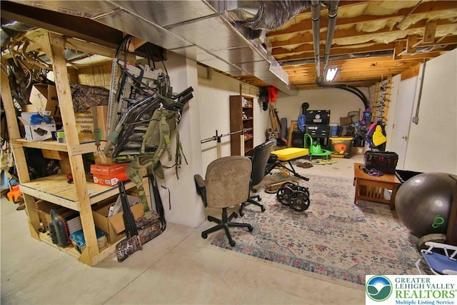 view of unfinished basement