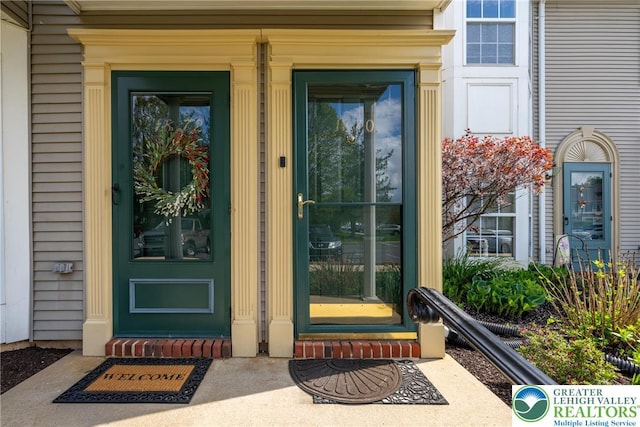 view of entrance to property