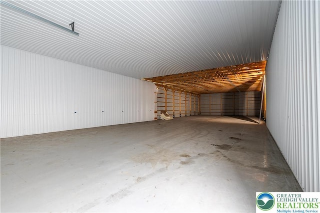 901 Meyer Rd, Bushkill Twp, PA 18064 - bonus room with concrete flooring