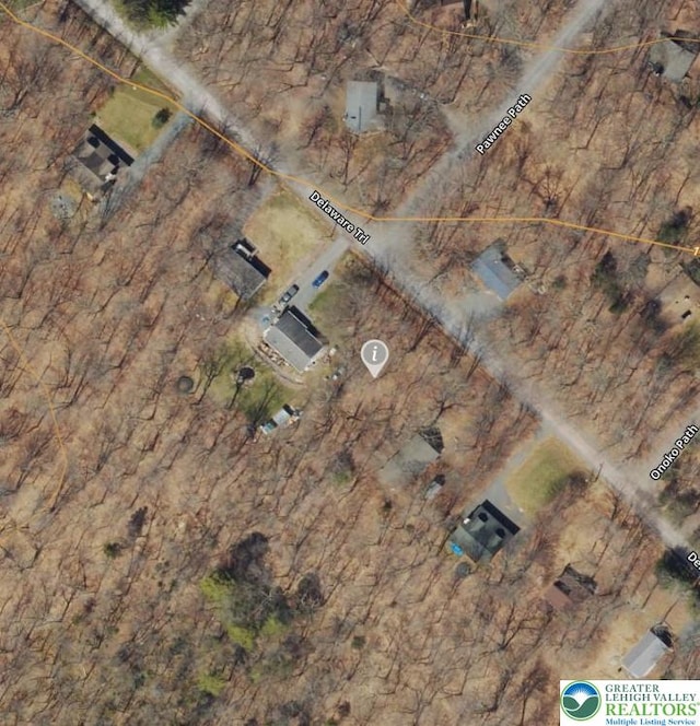 284 Delaware Trl, Tobyhanna Twp, PA 18347 - map