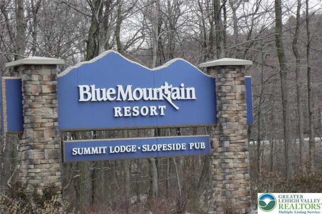 91 Alpine Dr, Jim Thorpe Boro, PA 18229 - community / neighborhood sign featuring a view of trees