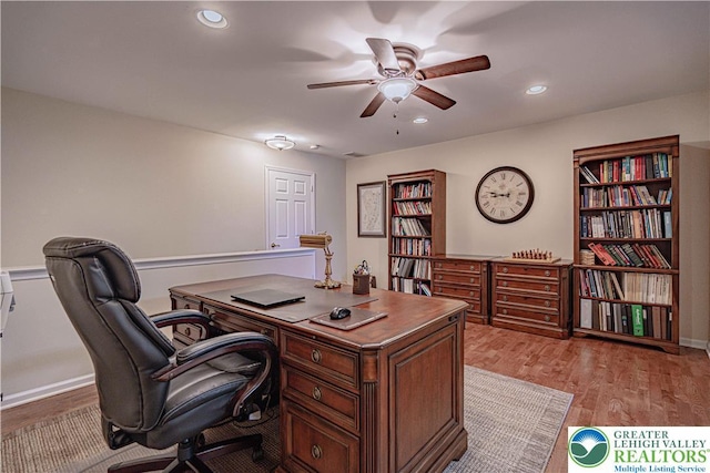 home office with recessed lighting, a ceiling fan, and wood finished floors