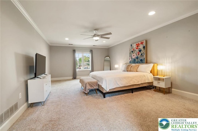 carpeted bedroom featuring visible vents, ornamental molding, baseboards, recessed lighting, and a ceiling fan