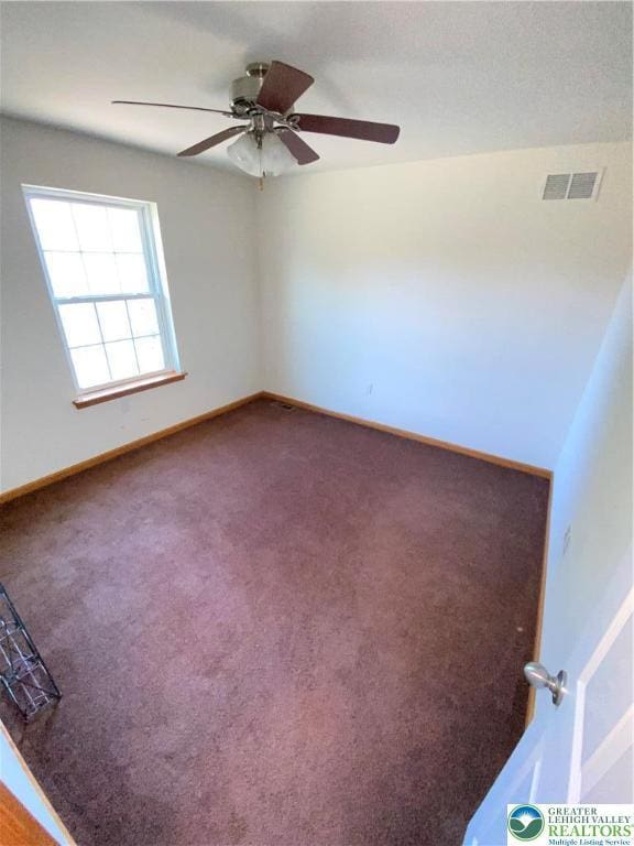 178 Stoney Ledge Dr, Jackson Twp, PA 18360 - carpeted spare room featuring a ceiling fan, baseboards, and visible vents