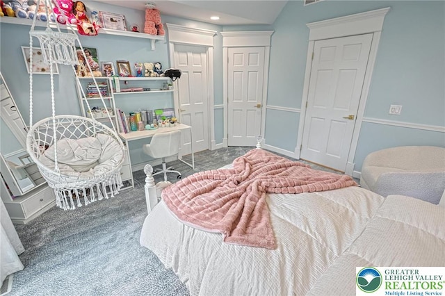 1231 Oakside Dr, Hanover Twp, PA 18017 - bedroom with baseboards, recessed lighting, and a closet