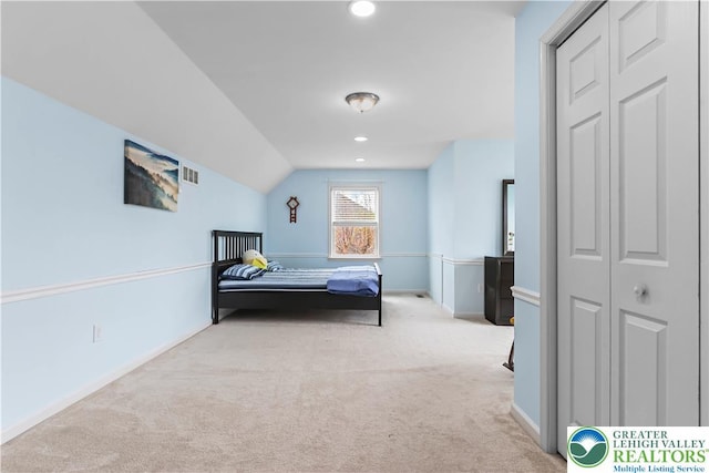 bedroom featuring visible vents, baseboards, recessed lighting, carpet, and vaulted ceiling
