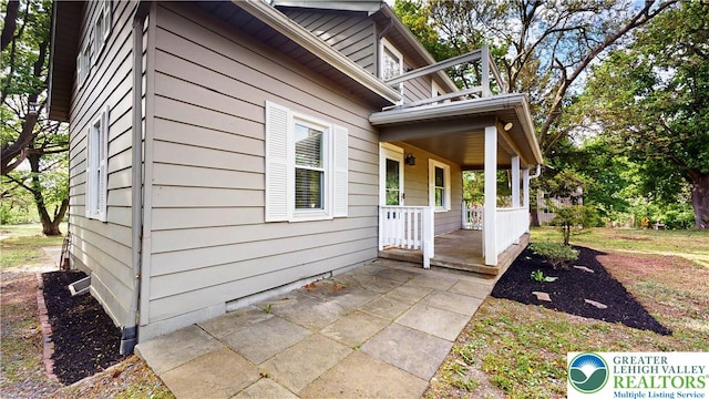 exterior space with a porch