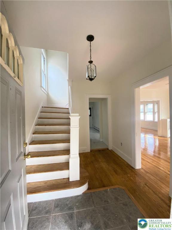24 Stafford Ave, Lackawanna, PA 18505 - photo 3