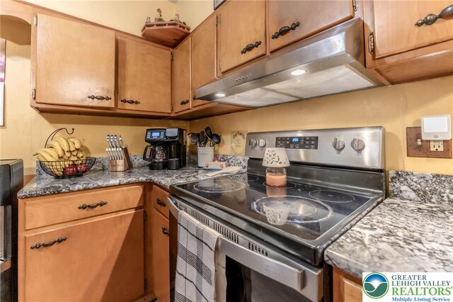 1804 Long Run Rd, Pa, PA 17972 - kitchen with under cabinet range hood and stainless steel electric range oven