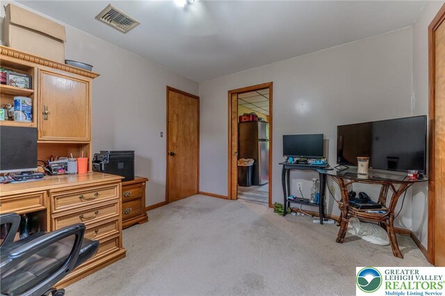 1804 Long Run Rd, Pa, PA 17972 - office area featuring light colored carpet, visible vents, and baseboards