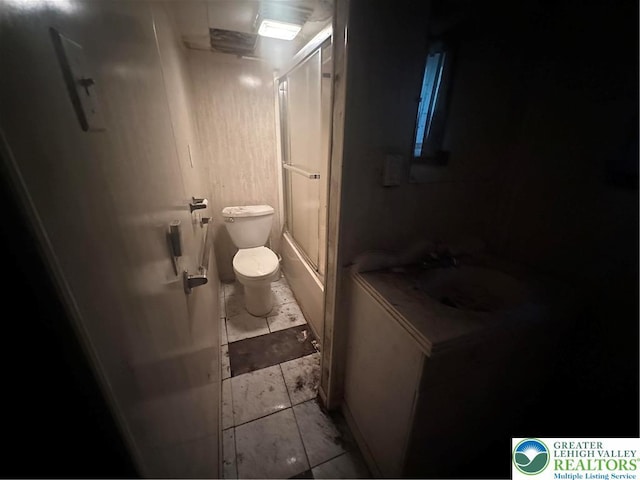 9 School St, Ryan Township, PA 18214 - full bath featuring vanity and combined bath / shower with glass door