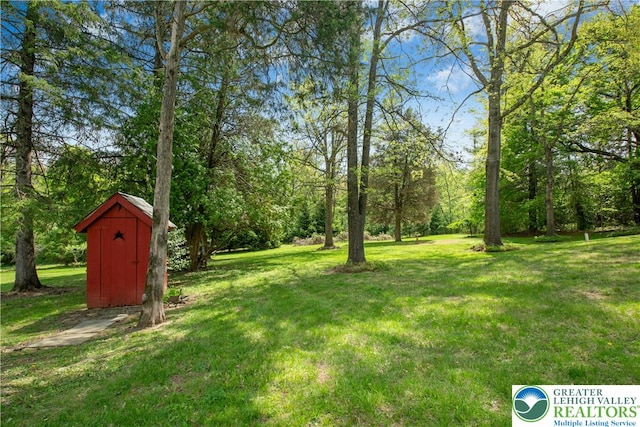 8043 Richlandtown Rd, East Rockhill Twp, PA 18951 - view of green lawn with a shed and an outbuilding