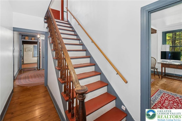8043 Richlandtown Rd, East Rockhill Twp, PA 18951 - stairway featuring hardwood / wood-style flooring and baseboards