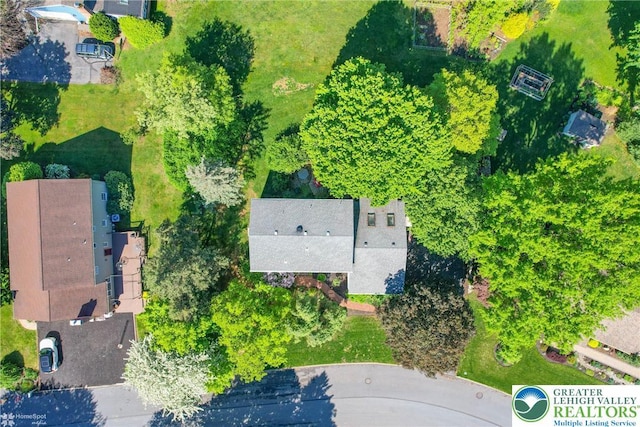 1245 Valley View Dr, Lower Macungie Twp, PA 18103 - drone / aerial view