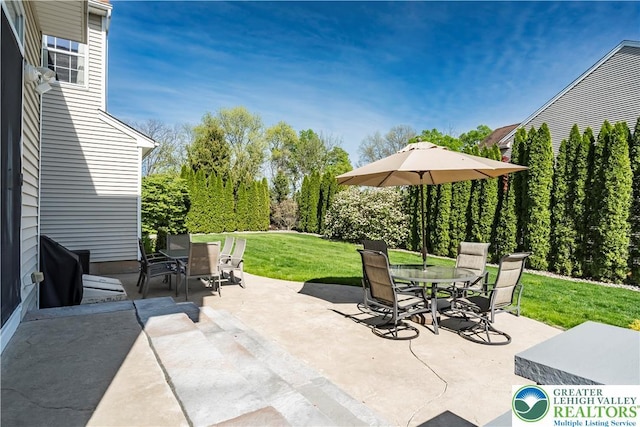 view of patio / terrace with outdoor dining space