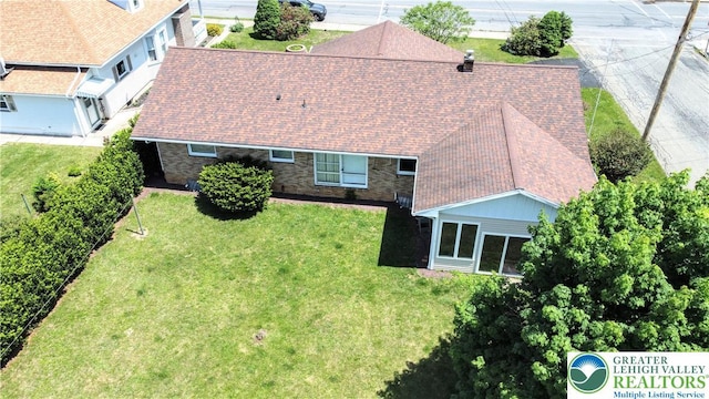 aerial view of property and surrounding area