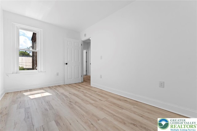 410 E Hamilton St, Allentown City, PA 18109 - empty room featuring wood finished floors and baseboards