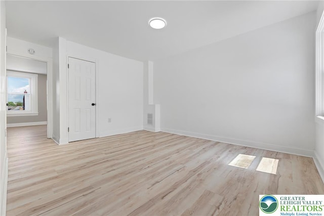410 E Hamilton St, Allentown City, PA 18109 - unfurnished room with light wood-style flooring and baseboards