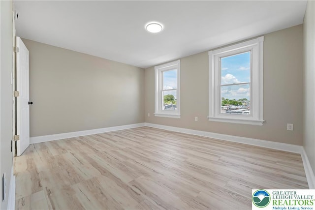 410 E Hamilton St, Allentown City, PA 18109 - spare room featuring light wood finished floors and baseboards