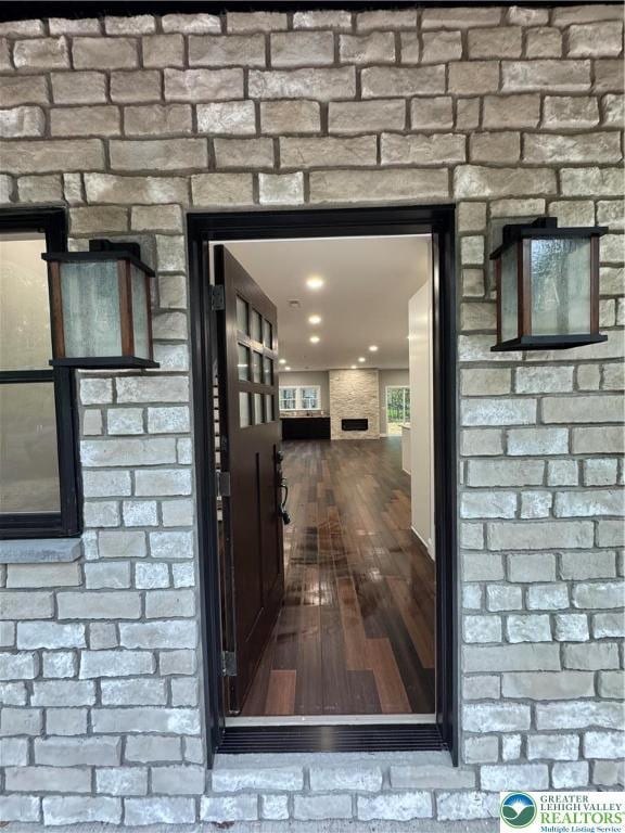 211 Maxatawny Dr, Coolbaugh Twp, PA 18347 - view of exterior entry