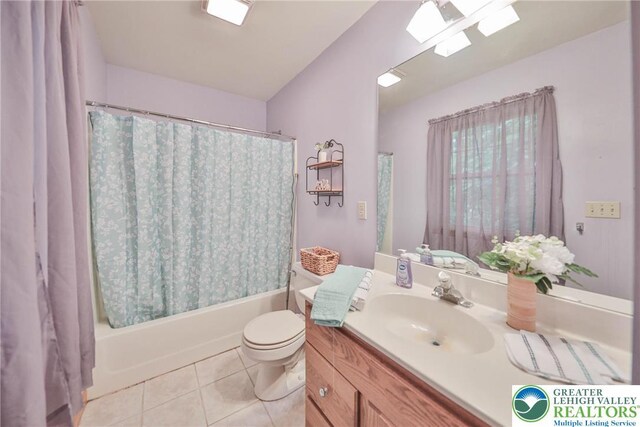 4579 W Mountain View Dr, Lehigh Twp, PA 18088 - bathroom featuring tile patterned flooring, shower / bath combo with shower curtain, vanity, and toilet