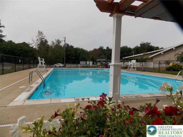 1918 Horseshoe, Coolbaugh Twp, PA 18466 - community pool featuring fence and view of wooded area