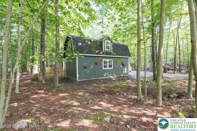 266 Maxatawny Dr, Coolbaugh Twp, PA 18347 - view of outdoor structure featuring an outdoor structure