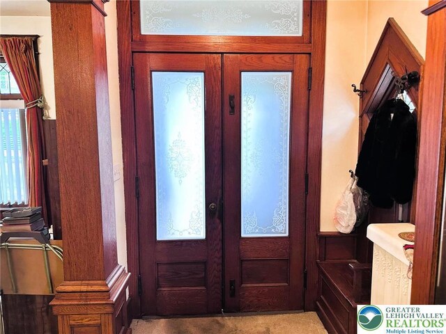 520 2nd St, Catasauqua Borough, PA 18032 - foyer featuring wainscoting