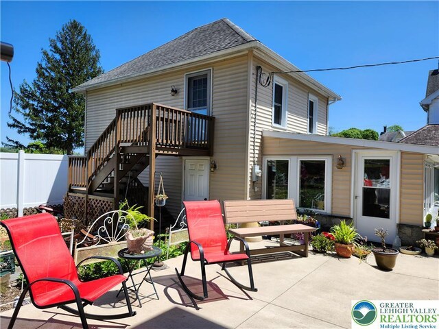 426 E Franklin St, Slatington Boro, PA 18080 - photo 4