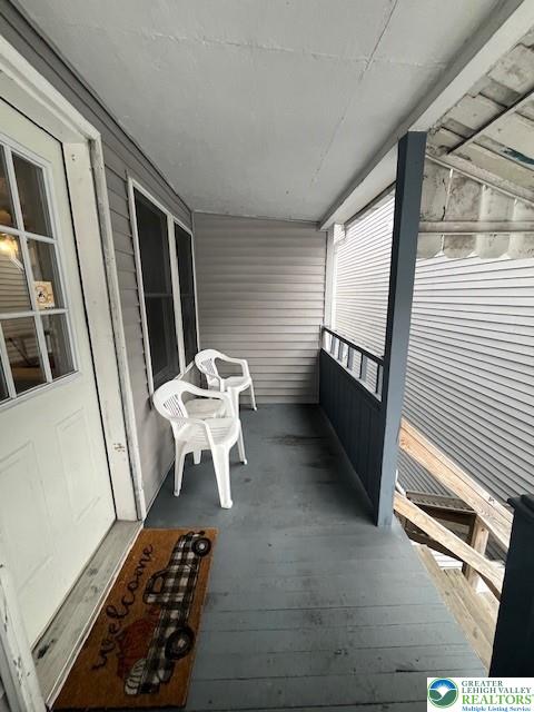 416 E Union St Unit 1 & 2, Tamaqua Borough, PA 18252 - view of balcony