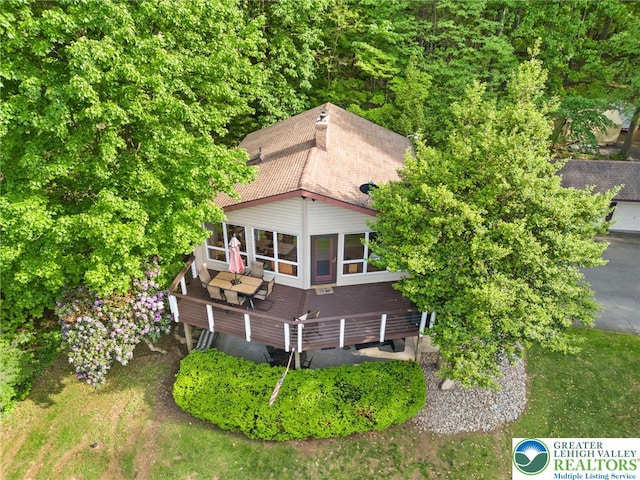 aerial view of property and surrounding area