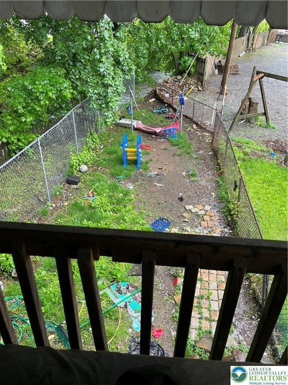 310 E Broad St, Tamaqua Borough, PA 18252 - view of yard with fence