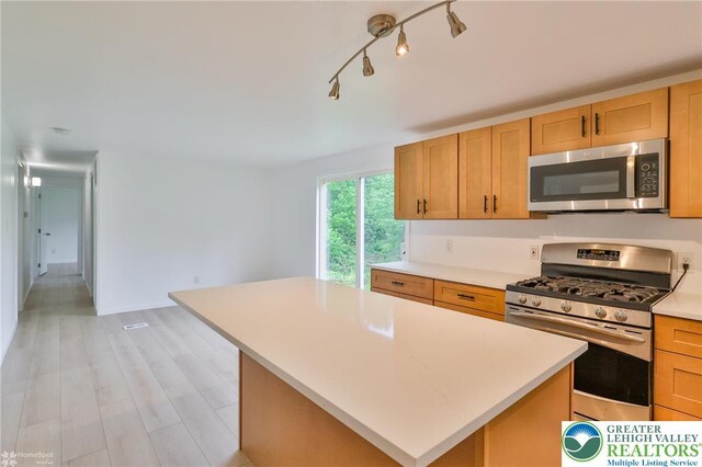 1225 Meyer Dr, Lehigh Twp, PA 18088 - photo 9