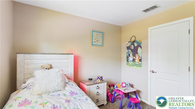 4168 Orefield Rd, South Whitehall Twp, PA 18104 - carpeted bedroom featuring baseboards