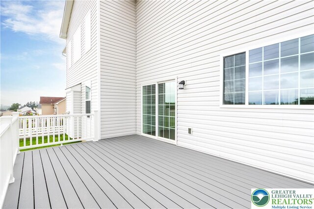 4779 Farrcroft Dr Unit 90, Forks Twp, PA 18040 - view of wooden deck
