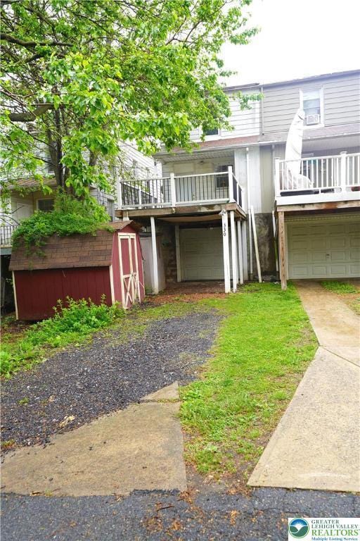 330 18th St, Allentown City, PA 18104 - townhome / multi-family property with a garage