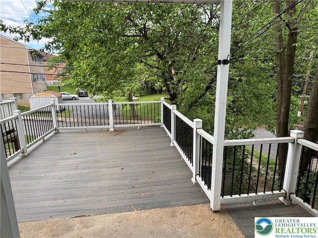 330 18th St, Allentown City, PA 18104 - view of deck