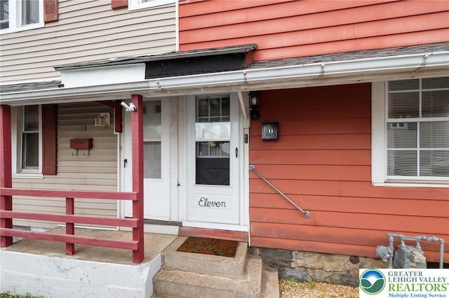 view of exterior entry