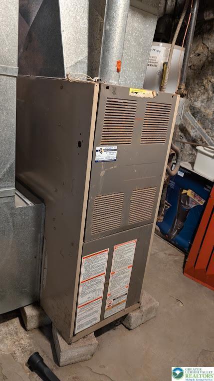 utilities featuring heating unit