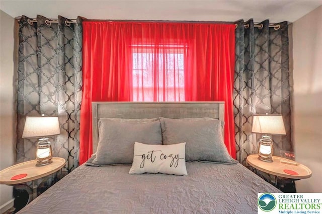 304 Ruger Ln, Coolbaugh Twp, PA 18466 - view of bedroom