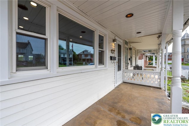 view of patio featuring covered porch