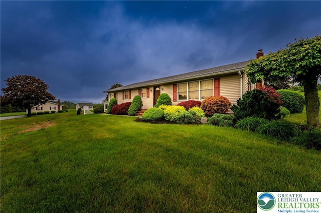 1195 Hemlock St, Lower Towamensing Tp, PA 18071 - view of front of property featuring a chimney and a front lawn