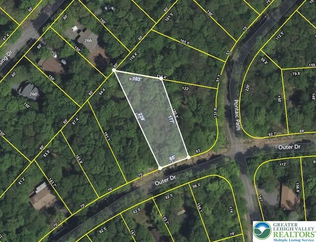 Outer Dr Unit 18, Coolbaugh Twp, PA 18347 - aerial map of property and surrounding area with property parcel outlined