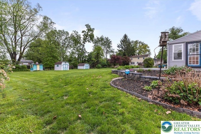 2840 Whitewood Rd, Hanover Twp, PA 18017 - view of green lawn