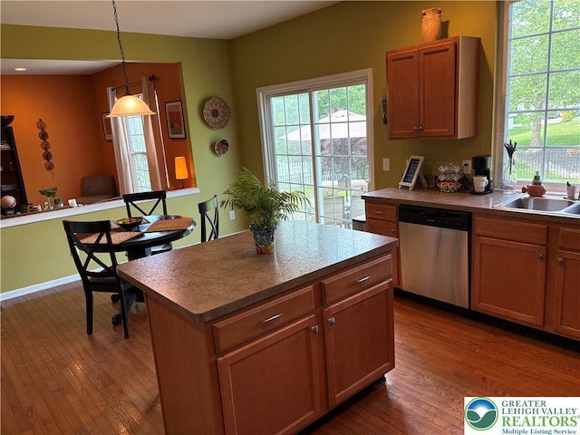 1557 Bridgeton Rd, Upper Macungie Twp, PA 18031 - kitchen with dishwasher, a sink, dark wood-style floors, and healthy amount of natural light