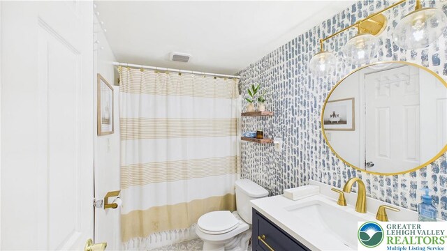 112 Moshannon Dr, Coolbaugh Twp, PA 18347 - full bathroom featuring wallpapered walls, vanity, toilet, and a shower with curtain