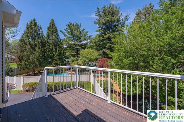 1845 Lehigh Pkwy N, Allentown City, PA 18103 - view of wooden deck