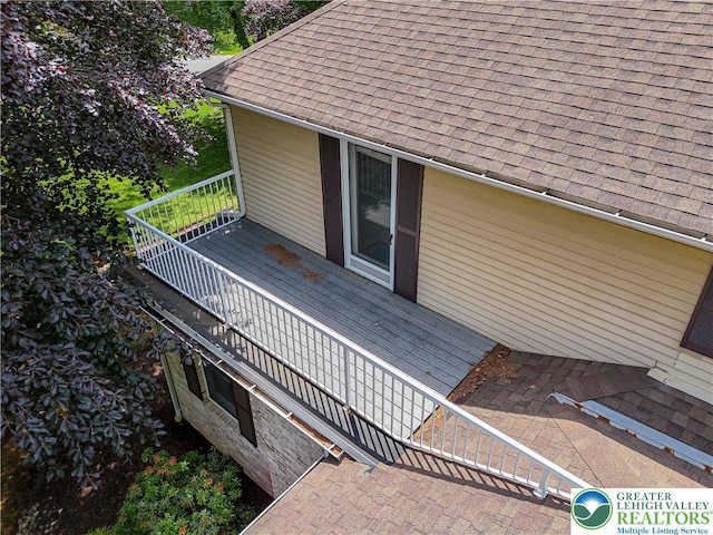 1845 Lehigh Pkwy N, Allentown City, PA 18103 - view of wooden terrace