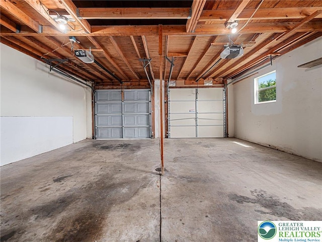 1218 Avocet Dr, Upper Macungie Twp, PA 18031 - garage with a garage door opener