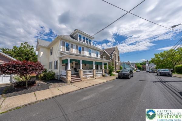 71 N 3rd St, Bangor Borough, PA 18013 - american foursquare style home with covered porch